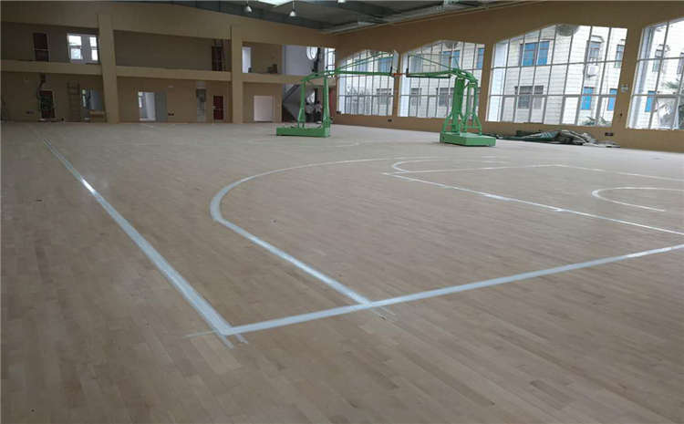 楓樺木籃球木地板維護