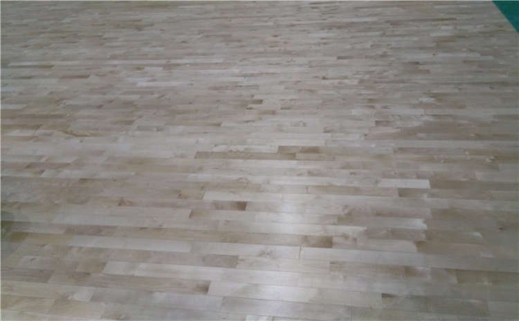 籃球場木地板的設計和安裝怎么樣？