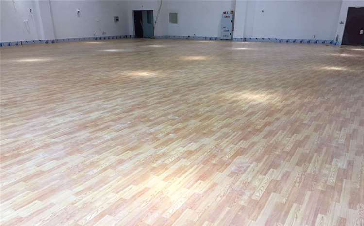 常用的籃球木地板價(jià)格表