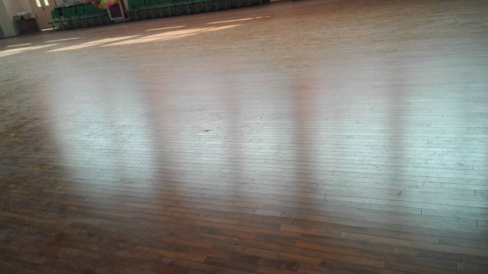 北京八中京西附小籃球館木地板鋪設(shè)工程 北京八中京西附小籃球館木地板鋪設(shè)工程