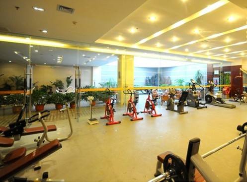 健身房地板,健身房運動地板,健身房木地板 timg (1).jpg