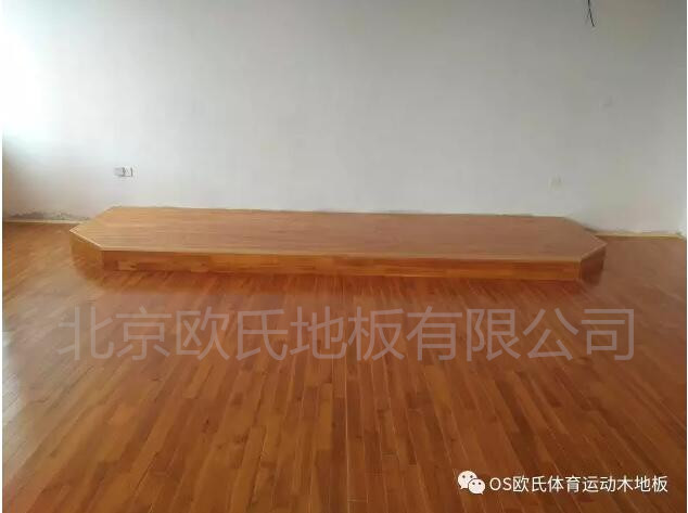 江西鷹潭第五中學(xué)的籃球場木地板，舞蹈房木地板，音樂房木地板案例圖3