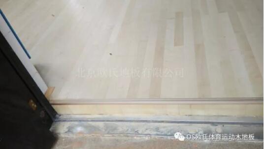 湖南寧鄉縣城南實驗小學體育館木地板成功案例