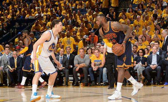 NBA地板都那么貴,那看一場NBA比賽需要花多少錢 NBA地板都那么貴,那看一場NBA比賽需要花多少錢