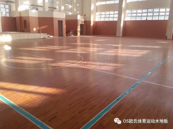溫州甌海區(qū)外國語學(xué)校初中分校運(yùn)動木地板案例